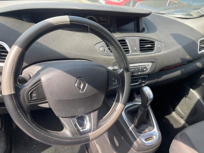 RENAULT SCENICIII 1.5 DCI 110 EXPRESSION EDC 2013