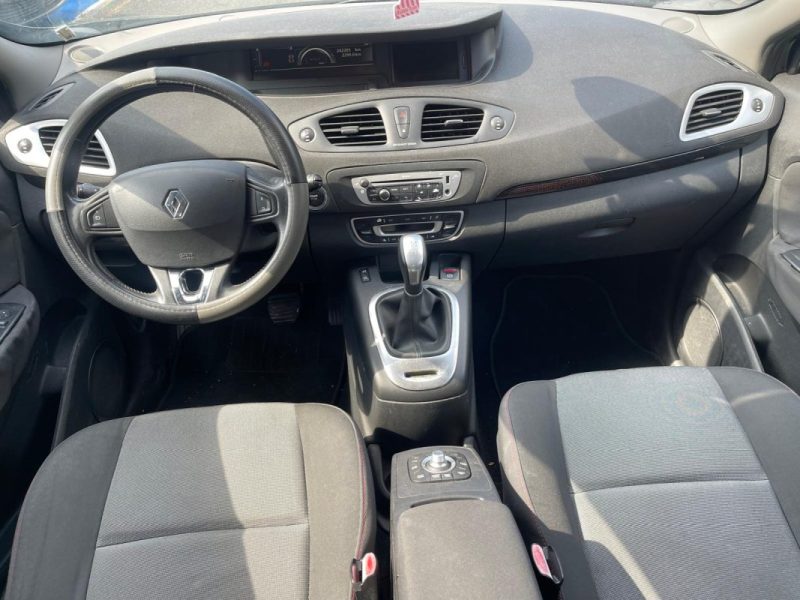 RENAULT SCENICIII 1.5 DCI 110 EXPRESSION EDC 2013