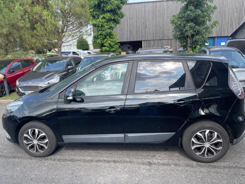 RENAULT SCENICIII 1.5 DCI 110 EXPRESSION EDC 2013