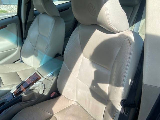 VOLVO S60 2.4L 170 KINETIC BOITE AUTO 5 CYL 2005 HAUT DAE GAMME