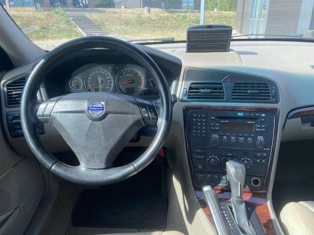 VOLVO S60 2.4L 170 KINETIC BOITE AUTO 5 CYL 2005 HAUT DAE GAMME