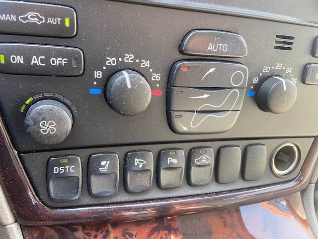 VOLVO S60 2.4L 170 KINETIC BOITE AUTO 5 CYL 2005 HAUT DAE GAMME