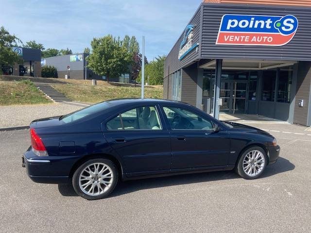 VOLVO S60 2.4L 170 KINETIC BOITE AUTO 5 CYL 2005 HAUT DAE GAMME