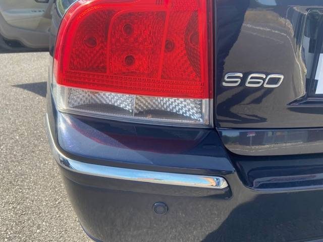 VOLVO S60 2.4L 170 KINETIC BOITE AUTO 5 CYL 2005 HAUT DAE GAMME