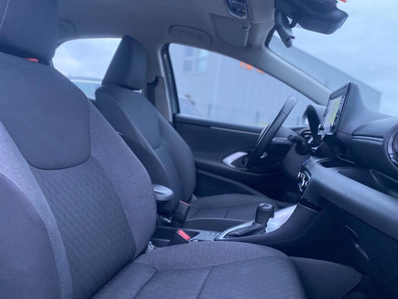 TOYOTA YARIS IV 1.5 HYBRID 116h BUSINESS