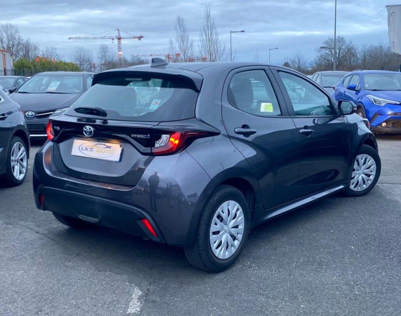 TOYOTA YARIS IV 1.5 HYBRID 116h BUSINESS