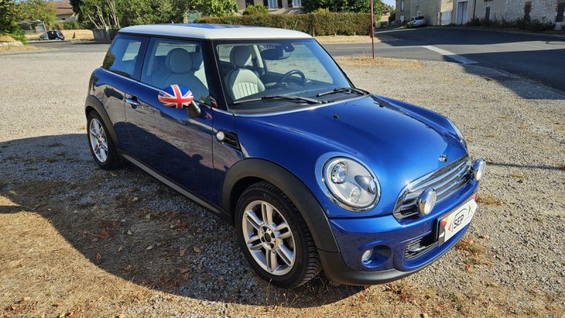 MINI COOPER F56 1.6I 122CH CHILI RADAR AR TOIT PANO CLIM AUTO