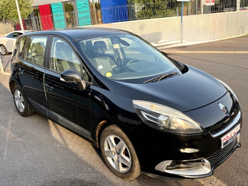 RENAULT MEGANE SCENIC 3 1.5 DCI 110CH  EDC 2012