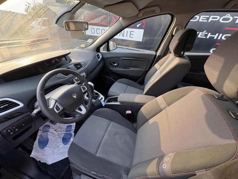 RENAULT MEGANE SCENIC 3 1.5 DCI 110CH  EDC 2012
