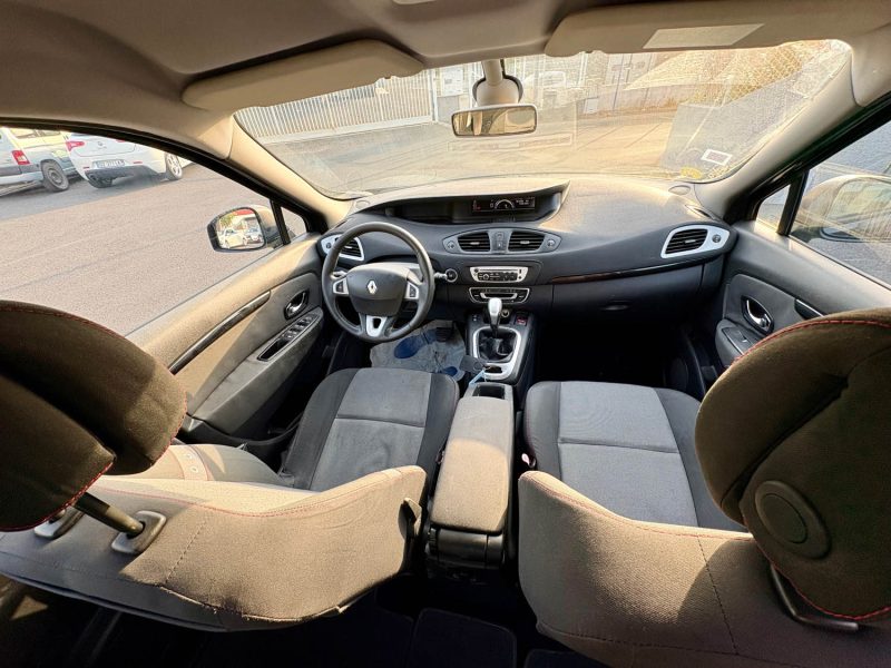 RENAULT MEGANE SCENIC 3 1.5 DCI 110CH  EDC 2012