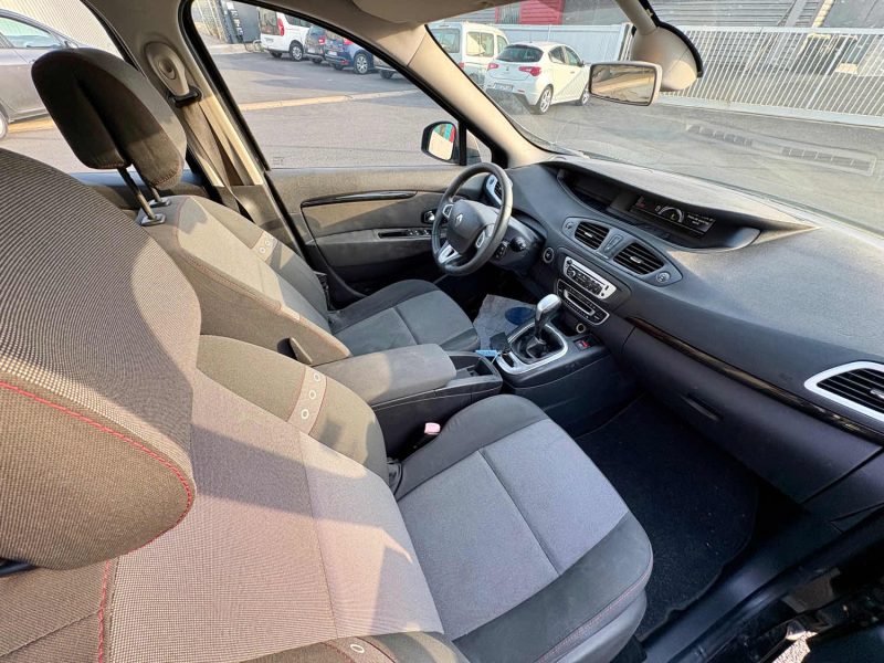 RENAULT MEGANE SCENIC 3 1.5 DCI 110CH  EDC 2012