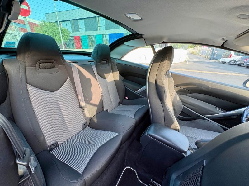 PEUGEOT 308 CC 2.0 HDI 163 WHITE AND BLACK EDITION 
