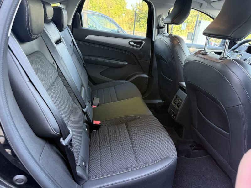 RENAULT ARKANA 1.6 E-TECH 145 INTENS  2023