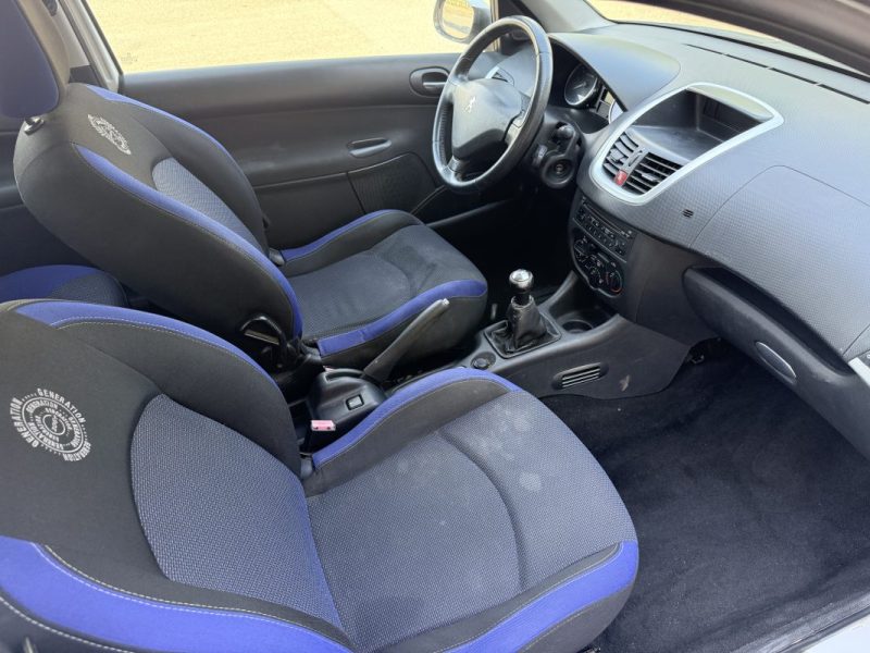 PEUGEOT 206 PLUS + ESSENCE ÉDITION GÉNÉRATION 