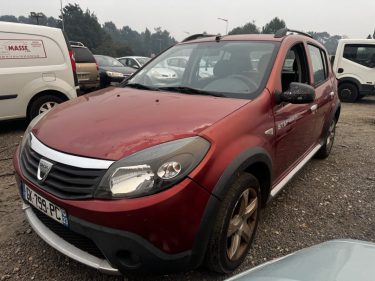 DACIA SANDERO 1.6 MPI 90 LAUREATE 2010