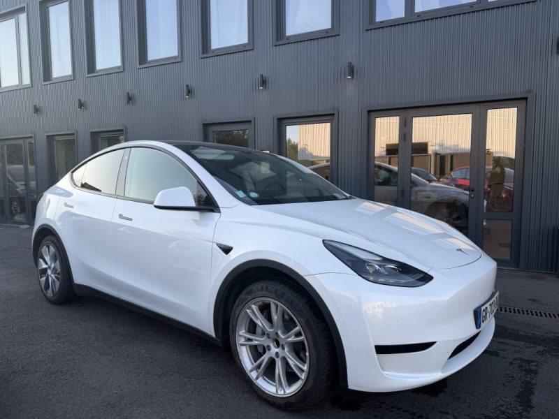 TESLA MODEL Y STANDARD RWD 2023