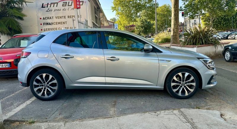 RENAULT MEGANE IV E-Tech PLUG-IN 160 TECHNO 