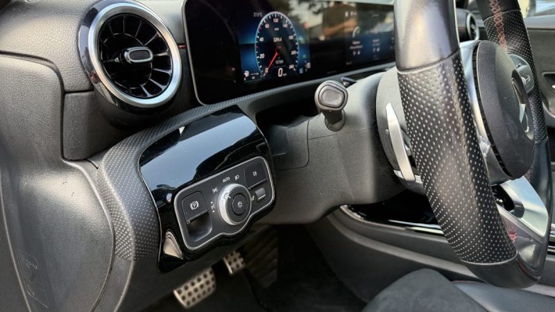 MERCEDES CLASSE A 180 AMG-LINE 7G-DCT 2019