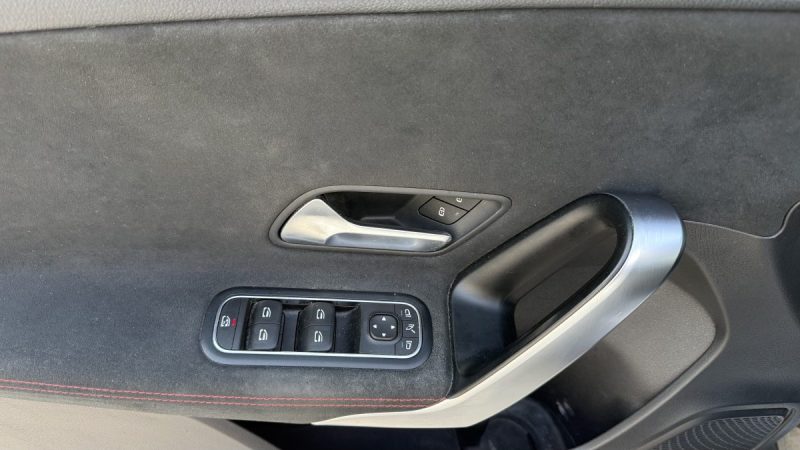 MERCEDES CLASSE A 180 AMG-LINE 7G-DCT 2019