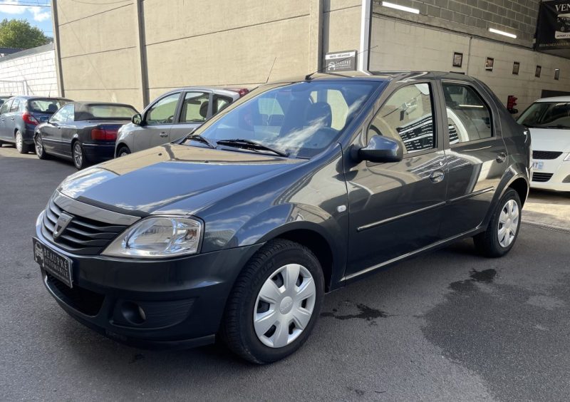 DACIA LOGAN LAUREATE 1.2 i 75 CV 
