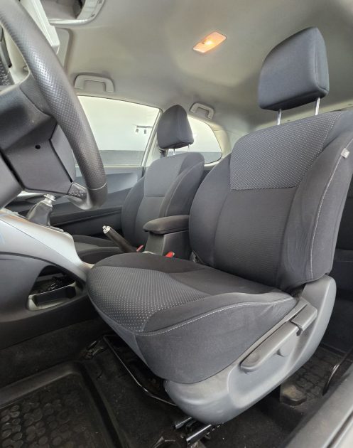 Toyota Auris 1.33 VVT-i 99 ch Très bel état Garantie 12Mois
