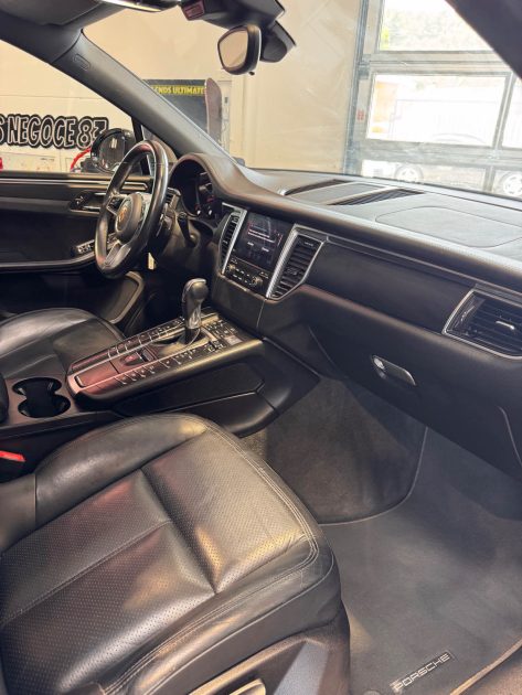 PORSCHE MACAN 2.0 252 PHASE 2 CAMERA CARPAY TOIT ECHAPPEMENT SPORT