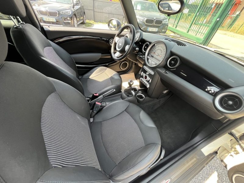 Mini Clubman R55 John Cooper Works 211ch 