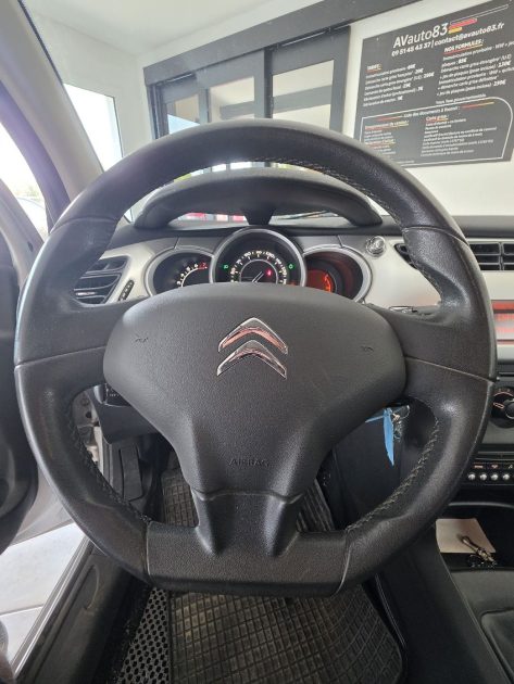 CITROEN C3 - 1.4i 75ch Essence 2010 - Distribution neuve - CT OK - Garantie 12 mois ou 15000km