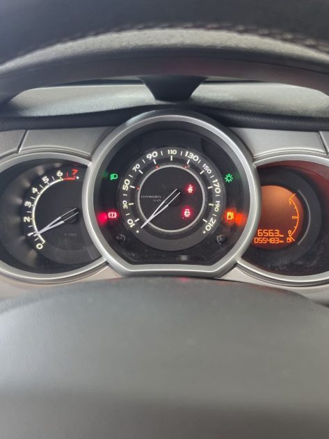 CITROEN C3 - 1.4i 75ch Essence 2010 - Distribution neuve - CT OK - Garantie 12 mois ou 15000km