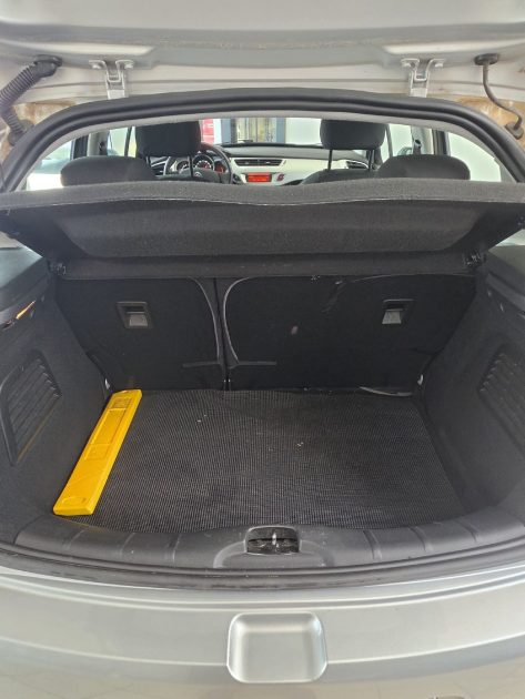 CITROEN C3 - 1.4i 75ch Essence 2010 - Distribution neuve - CT OK - Garantie 12 mois ou 15000km