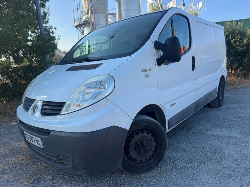 RENAULT TRAFIC II 2.0 DCI 115 Cv L1H1 GENERIQUE