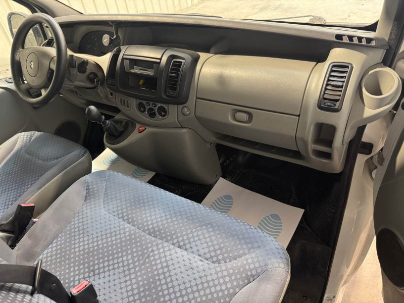 RENAULT TRAFIC II 2.0 DCI 115 Cv L1H1 GENERIQUE
