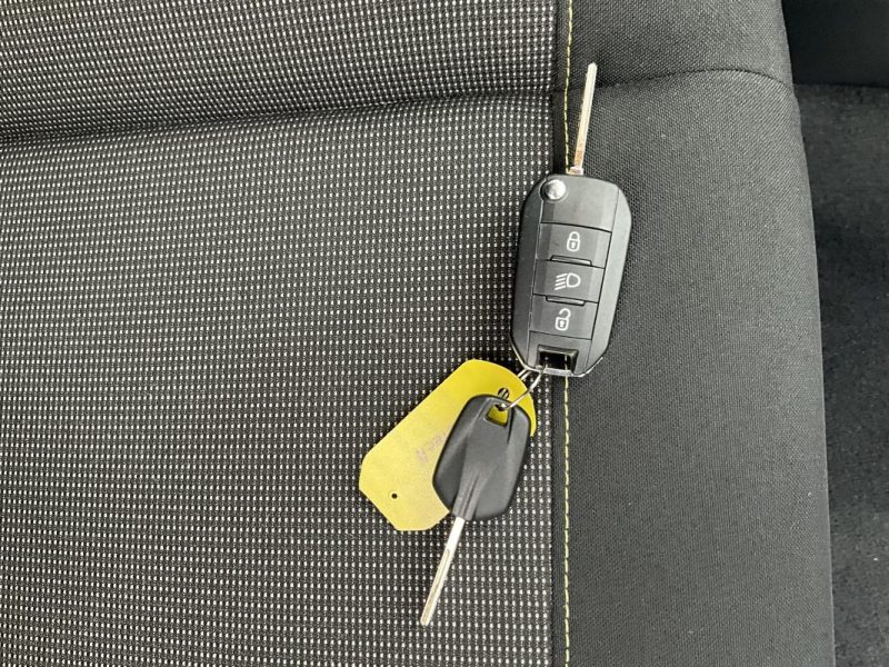 14 900KM FAIBLE KILOMÈTRAGE*CITROEN C3 1.2 PURETECH 110 CV SHINE EAT 6 