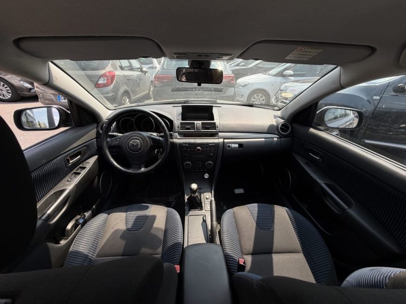 MAZDA 3 2.0 i 147 Cv FRAIS A PREVOIR / VENTE EN L ETAT - LIRE L ANNONCE
