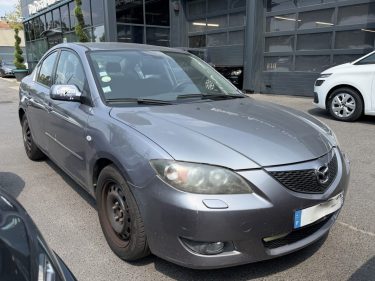 MAZDA 3 2.0 i 147 Cv FRAIS A PREVOIR / VENTE EN L ETAT - LIRE L ANNONCE