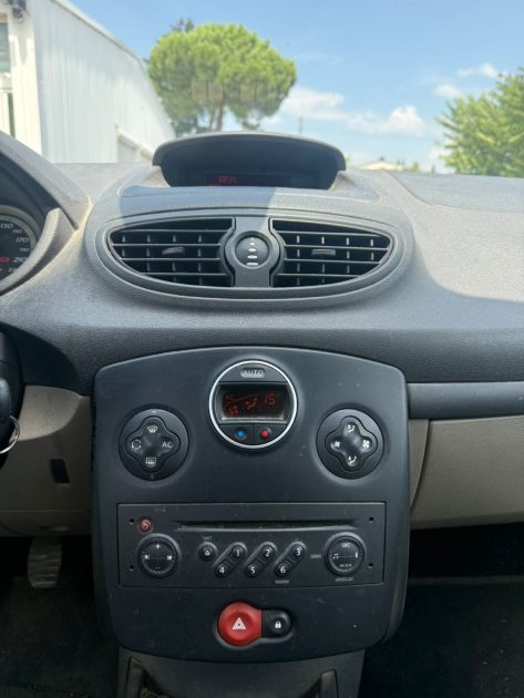 Renault Clio 3  1.4i 100 Ch Garantie