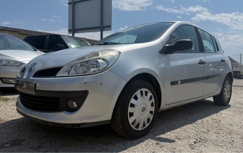 Renault Clio 3  1.4i 100 Ch Garantie