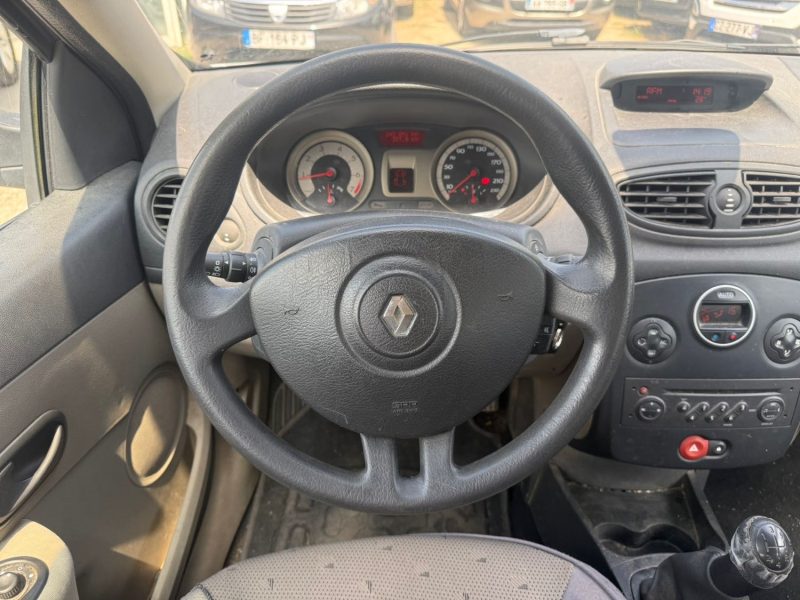 Renault Clio 3  1.4i 100 Ch Garantie