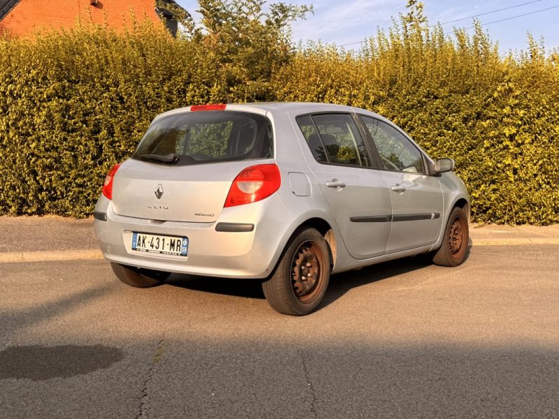 ✅ PETIT PRIX RENAULT CLIO III CONFORT DYNAMIQUE 1.4 16V 
