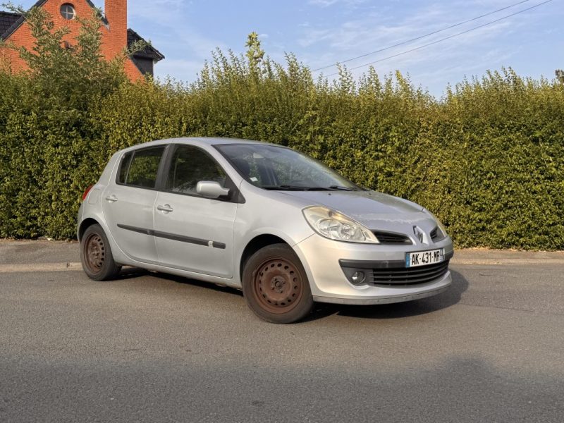 ✅ PETIT PRIX RENAULT CLIO III CONFORT DYNAMIQUE 1.4 16V 