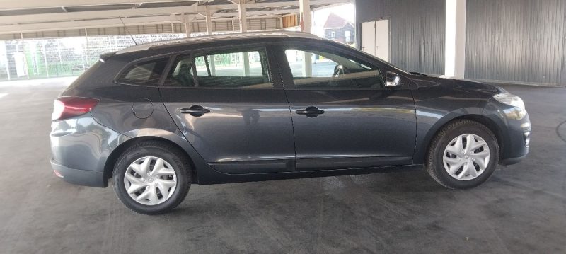 RENAULT MEGANE 3 ESTATE 1.5 DCI 110 CV AN 13 PROPRE 136 KM