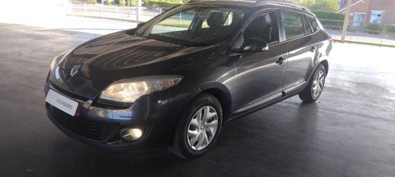 RENAULT MEGANE 3 ESTATE 1.5 DCI 110 CV AN 13 PROPRE 136 KM