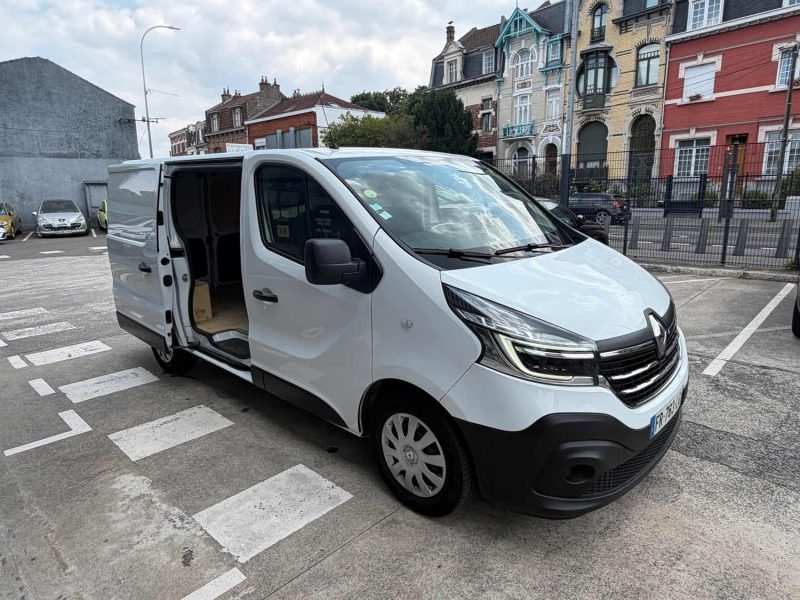 RENAULT TRAFIC L1H1 1.6 DCI 95cv GRAND CONFORT - CLIM/REGULATEUR - GARANTIe