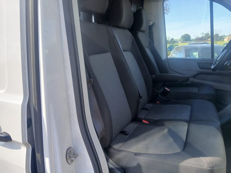 VOLKSWAGEN CRAFTER 30 L3H3 2.0 TDI 140 2022
