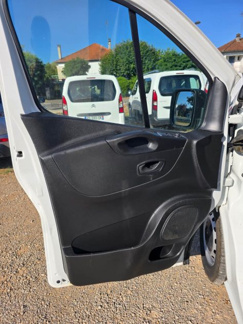 RENAULT TRAFIC L2H1 CONFORT 2021