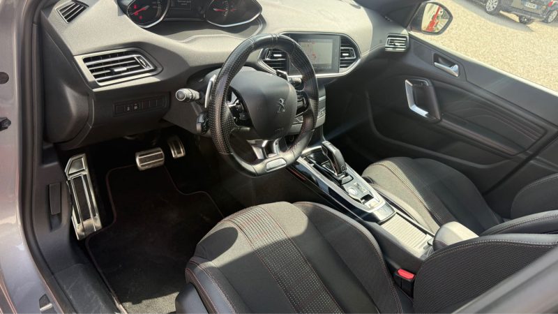 PEUGEOT 308 II 1.2 PURE TECH 130  EAT8 GT-LINE