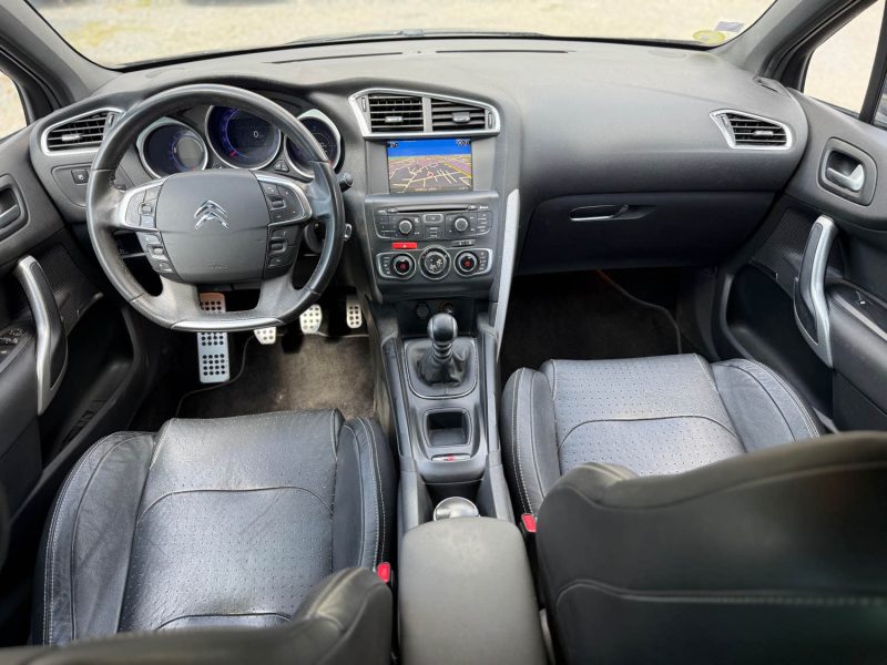 CITROEN DS4 1.6 E-HDI 110 SO CHIC 2012