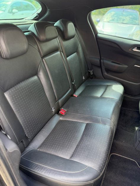 CITROEN DS4 1.6 E-HDI 110 SO CHIC 2012