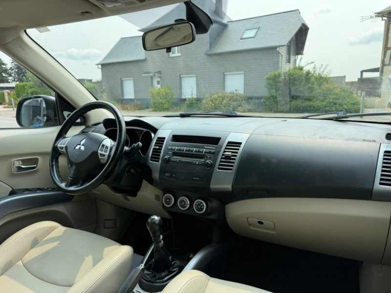 Mitsubishi Outlander 2.0 DI-D 140Ch Instyle
