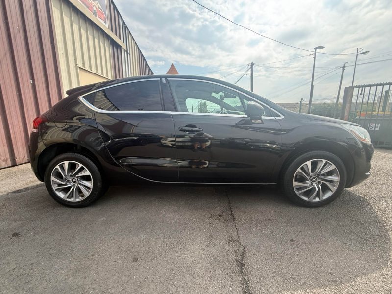 CITROEN DS4 BOITE AUTOMATIQUE 1.6 E-HDI 115CV - 8V TURBO URBAN SHOW BMP 2013